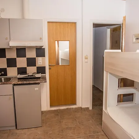 Summer Bed 2* Nydri (Lefkada)