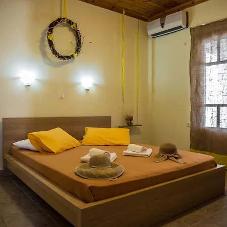 Summer Bed 2* Nydri (Lefkada)