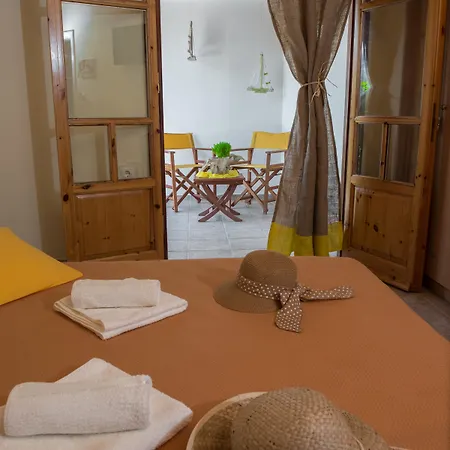 Summer Bed Apartment *