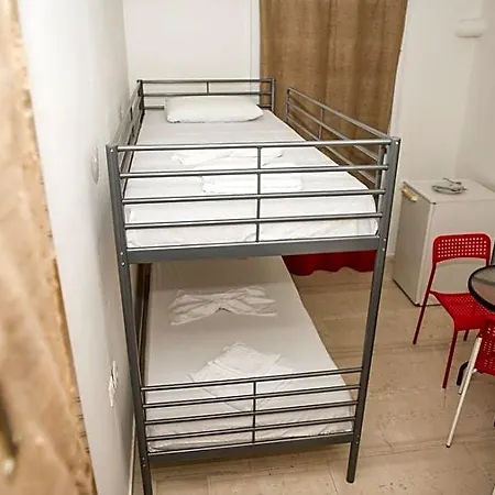 Summer Bed 2* Nydri (Lefkada)
