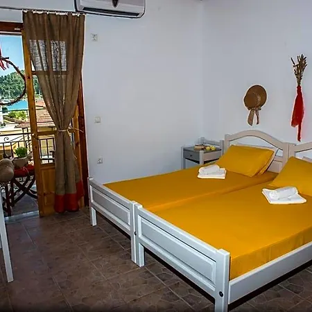 Summer Bed Hotel Nydri (Lefkada)