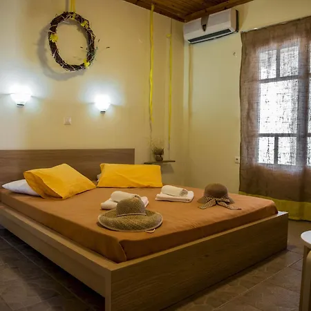 Summer Bed Apartment
